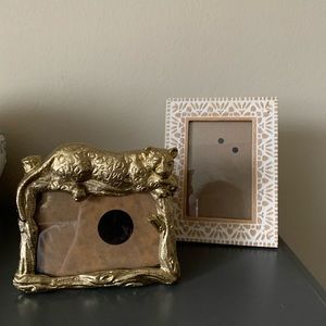 2 Picture frames